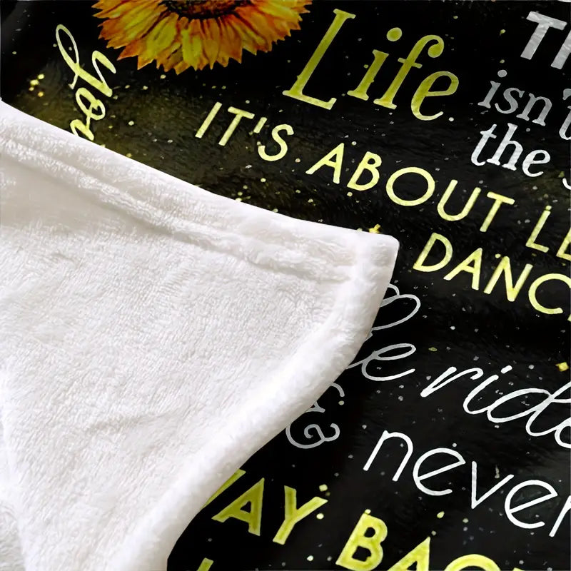 Geometric Sunflower Lightweight Flannel Blanket (1pc)