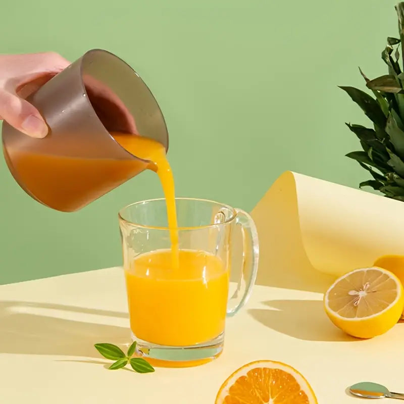 Compact Travel Juicer - 1pc Travel-Friendly Cleanable Juicer