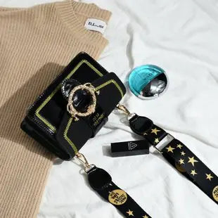 Sleek Vintage Vintage PU-leather Fashionable Mini Crossbody Bag for Women